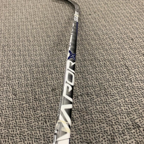 Intermediate Right Handed Vapor 1X Mid Pro Stock Hockey Stick