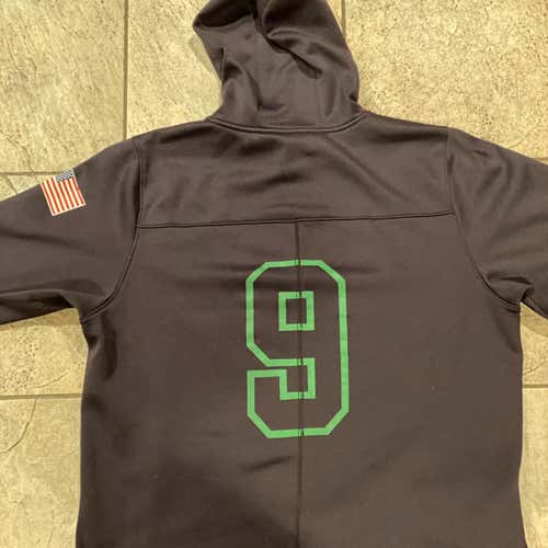 Black Men's Extra Large Under Armour Sweatshirt