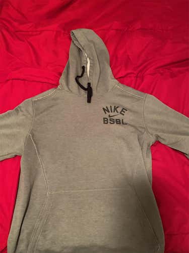 Men's Large Nike 3/4 Sweatshirt