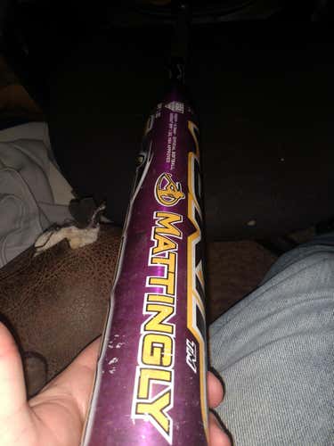 Mattingly 32/20 Alloy V-Grip/ V-Force Fastpitch Bat (-12) 20 oz 32" High School/College