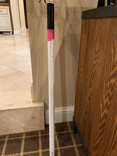 7/10 ECD White Carbon 2.0 | Some Scratches