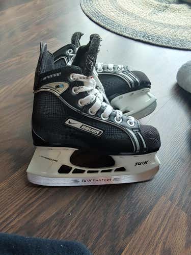 Youth Bauer Supreme One05 Hockey Skates Size 12