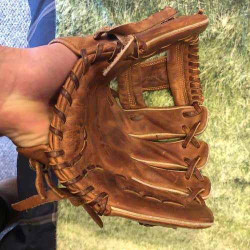 Brown High School/College Infield 11.25" Baseball Glove