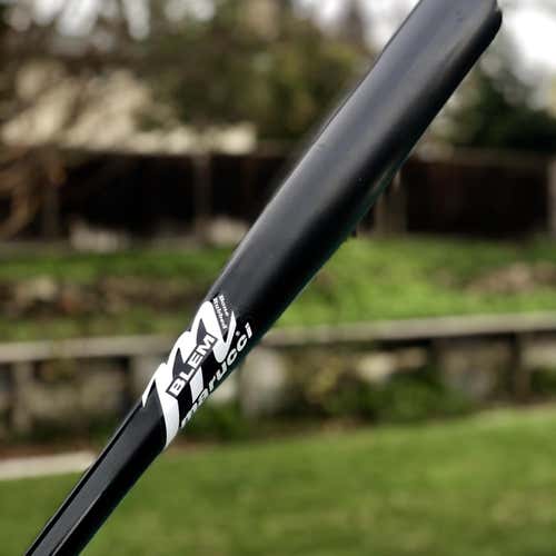 Marruci 32” Blem Wood Bat - Barely Used