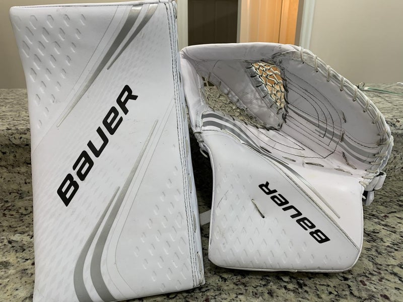 Bauer Regular 2X Pro glove pair barely used