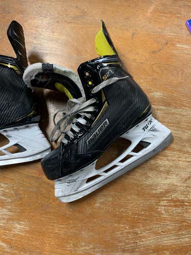 Senior Bauer Supreme S27 D&R (Regular) Size 7 Hockey Skates