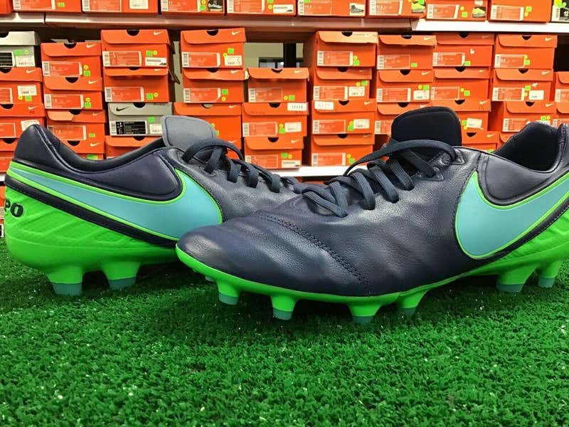 New Nike Tiempo Legacy 2 II FG Mens Leather Soccer Cleats  display picture 3