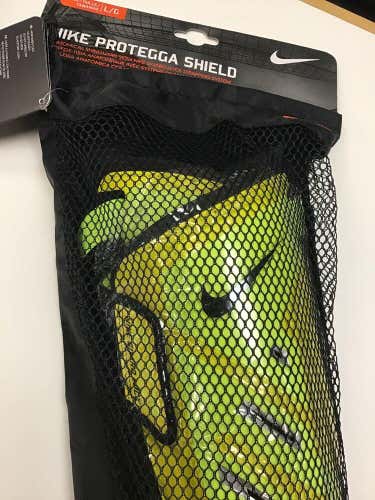 New Nike Protegga Shield Size Large Shin Guards Yellow / Volt / Black FIRM PRICE