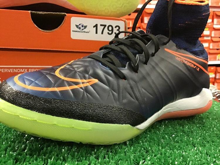 nike jr hypervenomx