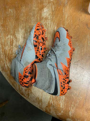 Orange Men's 8.0 (Women's 9.0) Nike