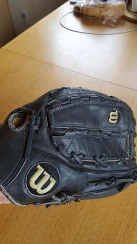 Wilson Right Handed A2000 1786 Baseball Glove 11.75"