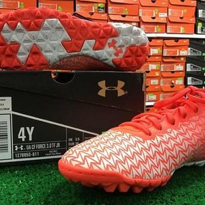 NIB Under Armour CF Force 3.0 TF JR Soccer Cleats Coral / White Size 4y NEW FIRM PRICE