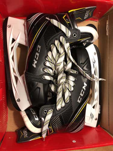 Senior CCM Super Tacks AS1 EE (Extra Wide)  Size 9.5 Hockey Skates