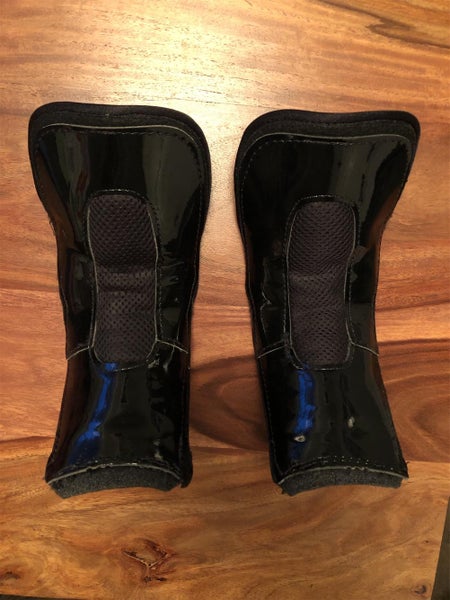 Senior Bauer Pro Stock Size 8 Hockey Skates