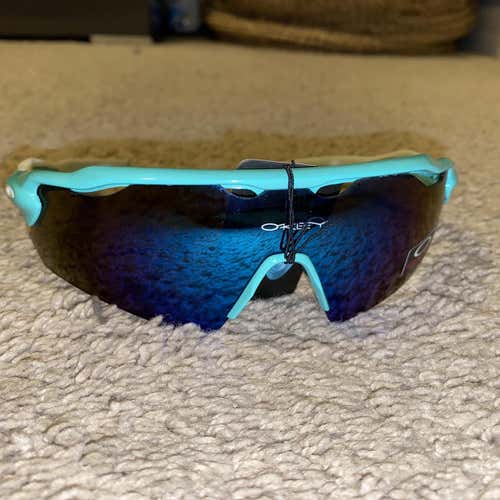 New Oakley Radar EV Sunglasses