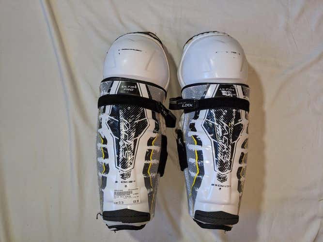 Used Ccm Tacks Ultra Pro 15" Hockey Shin Guards