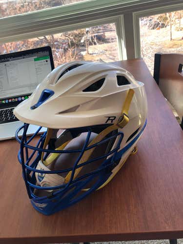 Cascade R White Helmet