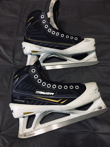 Senior Bauer Supreme One.7 Goalie Skates Size 9.5