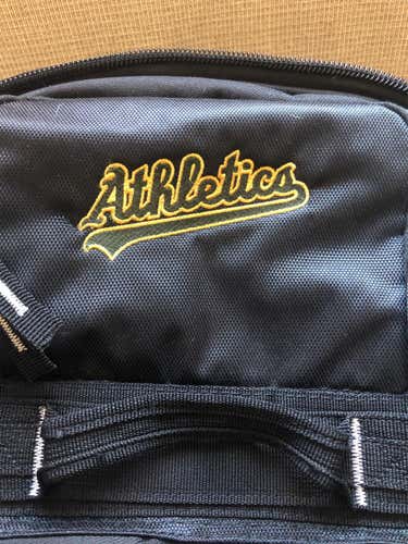 OGIO Athletics Travel. Bag W/ Wheels