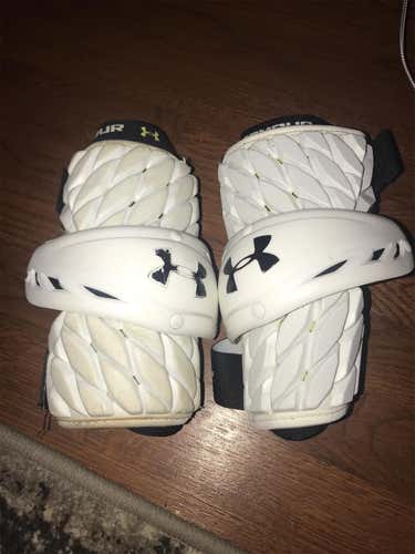Large Under Armour VFT Arm Pads