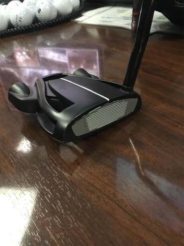 Men's TaylorMade Right Handed Mallet Spider Tour Putter 34"