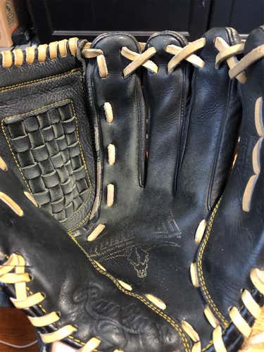 Black High School/College Outfield 12.5" Baseball Glove