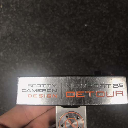 Blade Newport 2.5 Detour Putter