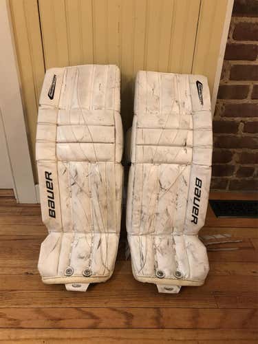 White Junior 28" Bauer Reactor 2000  Goalie Leg Pads