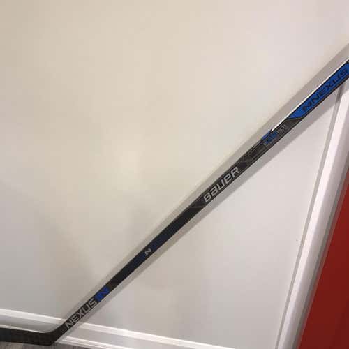 Senior Right Handed Nexus 1N Mid Pro Stock Hockey Stick