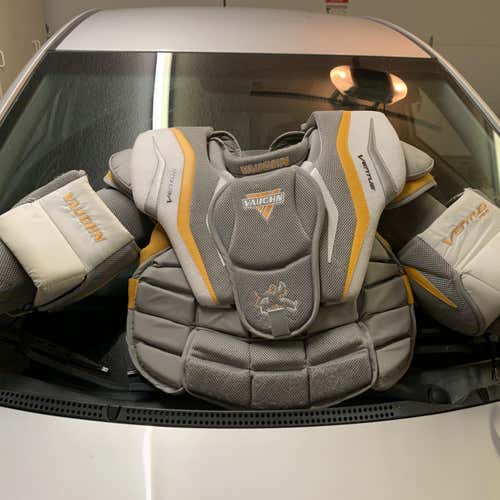 Senior Small Vaughn Ventus LT88 Goalie Chest Protector