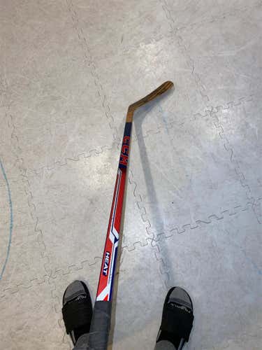 USED CCM HEAT RIGHT JUNIOR