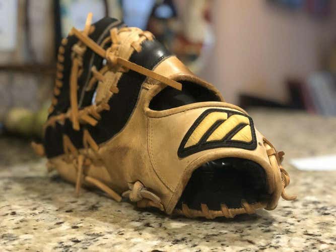 RARE MIZUNO PRO LIMITED LHT FIRST BASE MITT BASEBALL GLOVE