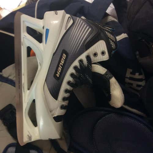 Senior Bauer Hockey Goalie Skates D&R (Regular) Size 9