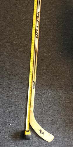 Senior CCM Right Handed Vector 282 OVechkin Hockey Stick Heel