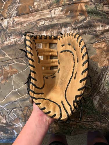 Black  First Base A2K 12" Baseball Glove