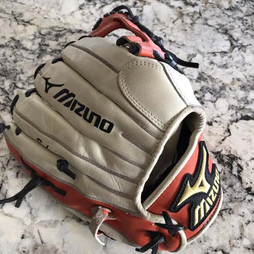 11.75 inch Custom Mizuno GCC54S Custom Classic Pro Baseball Glove