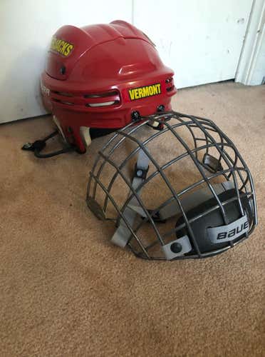 Medium Bauer 4500 Helmet with Profile II Cage