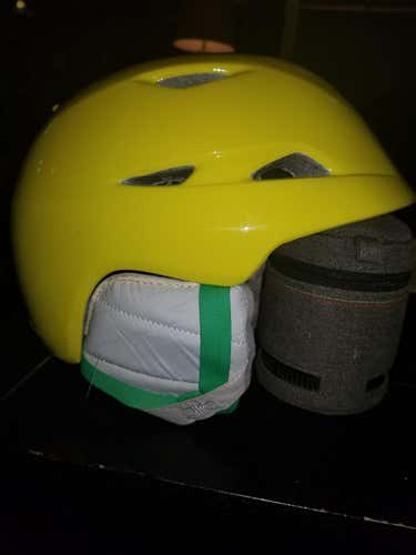 Giro Lure Helmet Size Medium