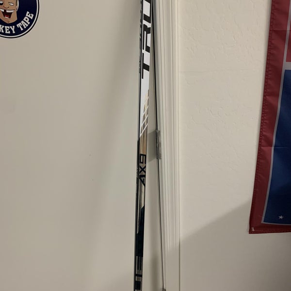 Senior Right Handed Toe Pro Stock Hockey Stick