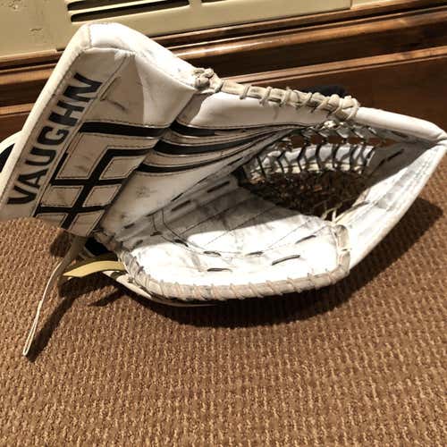 Demo Vaughn Intermediate VE8 Glove