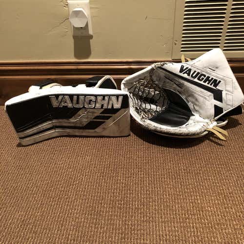 Saville Pro Return Vaughn VE8 Pro Carbon Glove Set (FULL RIGHT)
