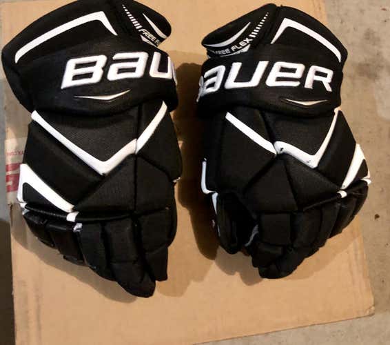 Bauer Vapor 1X Gloves  Black and White Senior 14" with Poron