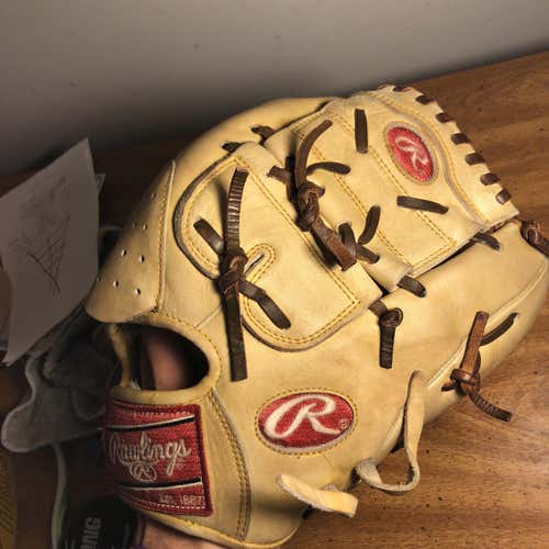 Gold High School/College Pitcher's Gold Glove 12.25" Baseball Glove