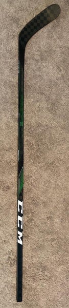 CCM RibCor Trigger 4 PRO Hockey Stick, RH, P28, 85 Flex, Pro Stock