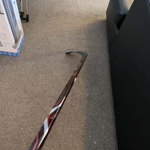 Intermediate Right Handed Vapor 1X Lite Hockey Stick