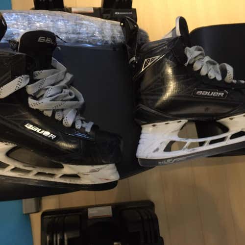 Senior Bauer Supreme 1S EE (Extra Wide) Pro Stock Size 8.5 Hockey Skates
