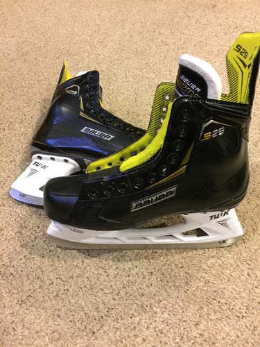 Senior Bauer Supreme S29 D&R (Regular) Size 9.5 Hockey Skates