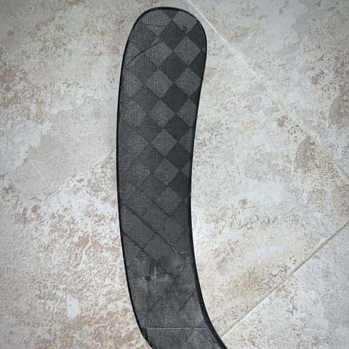 Right Handed JetSpeed Hockey Stick