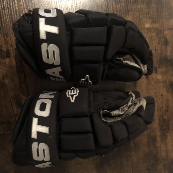 Black Easton Gloves 14" Pro Stock Used