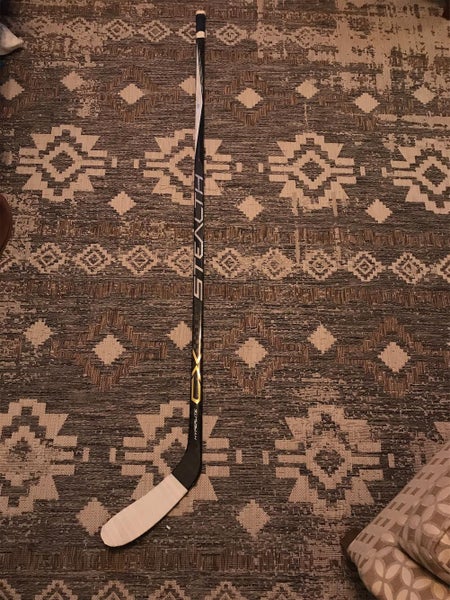 Senior Right Handed Stealth CX Toe Hockey Stick
